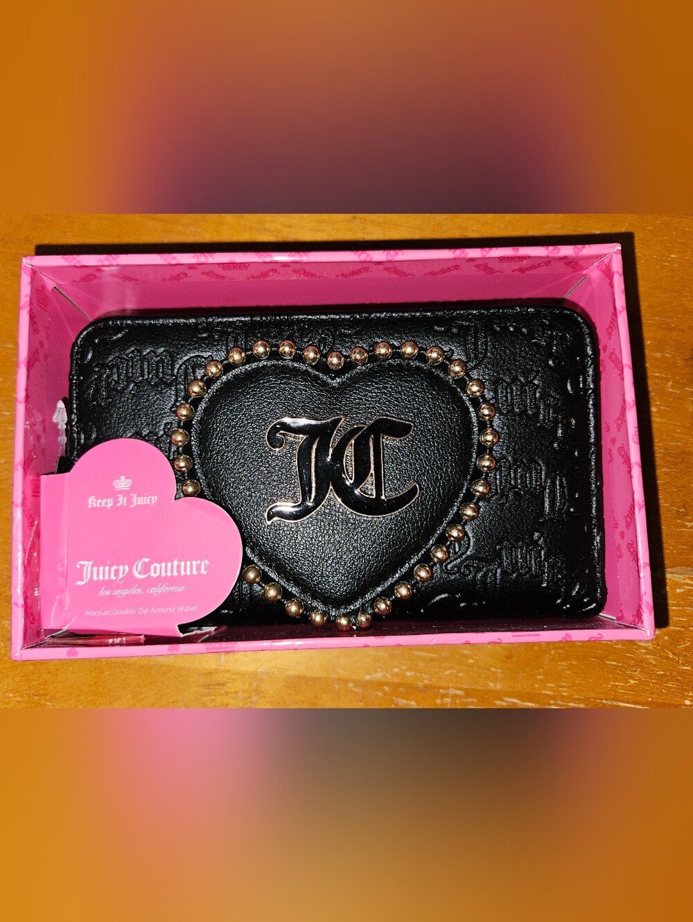 NIB Juicy Couture Black Heart Logo Wallet with Gold Bead Trim
